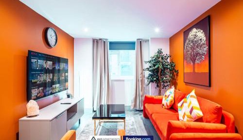 Deluxe One-Bedroom Apartment