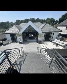 Six-Bedroom House