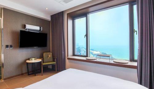 Suite with Sea View