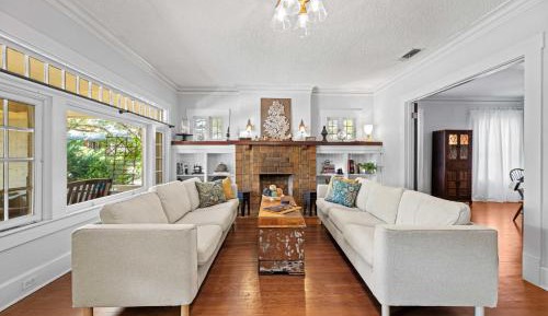 Four-Bedroom Holiday Home