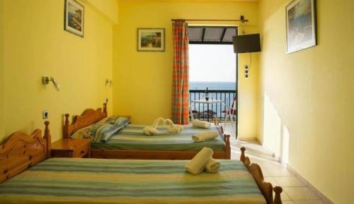 Triple Room with Sea View
