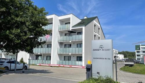 Two-Bedroom Deluxe Apartment with Balcony