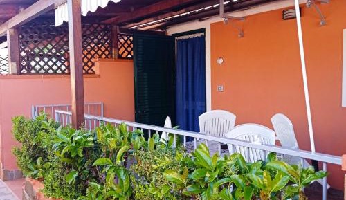 Rosa One-Bedroom House