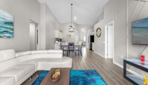 Four-Bedroom Holiday Home