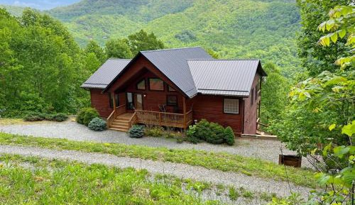 Four-Bedroom Holiday Home