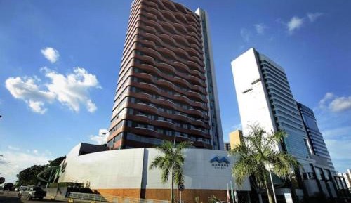 Deluxe One-Bedroom Apartment with City View