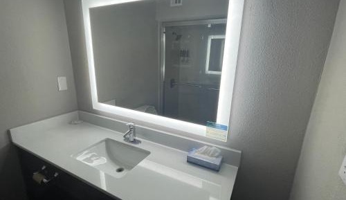 Queen Suite