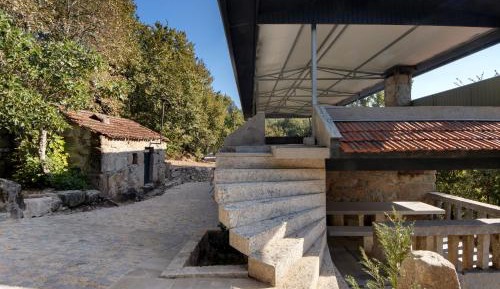 Villa with Garden View