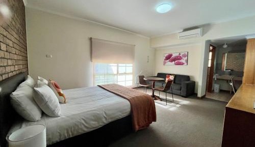 Queen Room