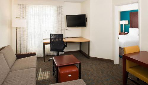 One-Bedroom Queen Suite with Sofa Bed