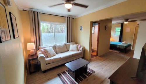 Apartment with Garden View