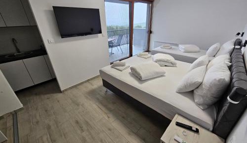 Triple Room with Balcony