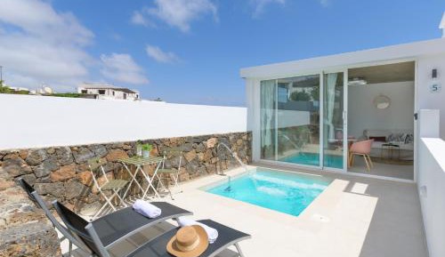 Suite with Private Pool