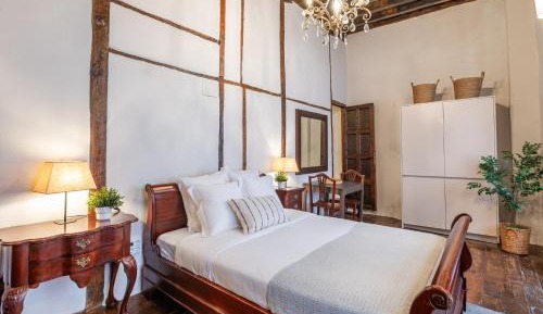 Standard Double Suite