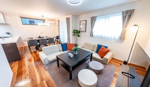 Four-Bedroom Apartment