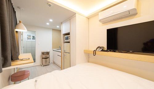 Double Room 7