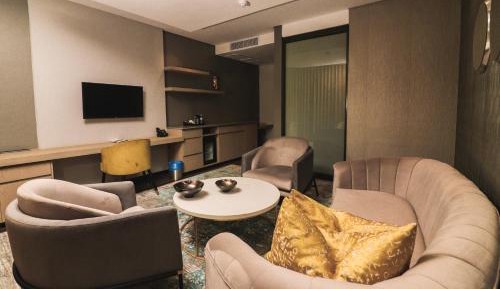 Executive Suite