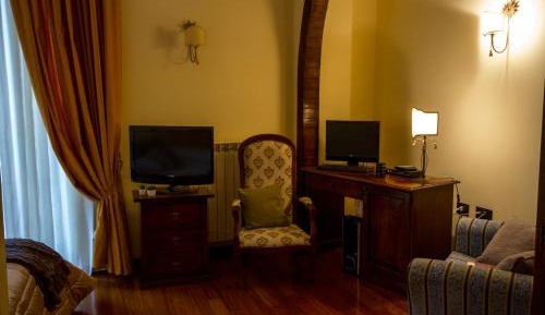 Luxury Triple Room