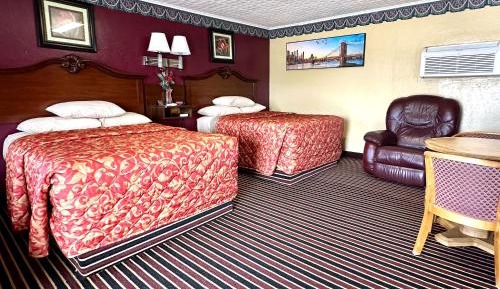 Double Room with Two Double Beds - Non-Smoking