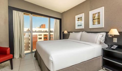 Corner King Room with Partial Ocean View