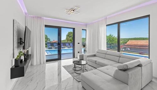 Three-Bedroom Holiday Home 