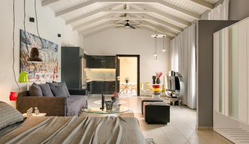 One-Bedroom House