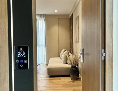 Deluxe Suite with Spa Bath