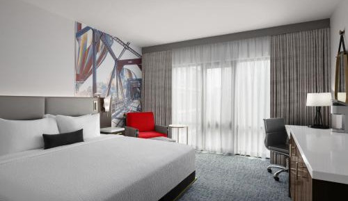 Boutique King Room 