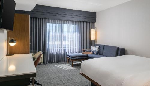 King Room with Sofa Bed
