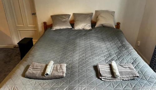 Double Room with Shared Bathroom