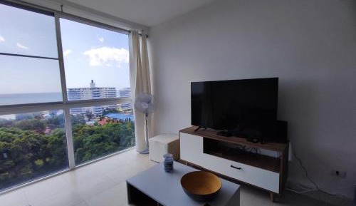 One-Bedroom Apartment with Sea View