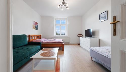 Deluxe One-Bedroom Apartment with Garden View