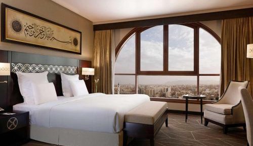 Junior Suite,1 King Size Bed, City View