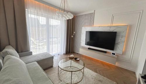 One-Bedroom Apartment with Terrace