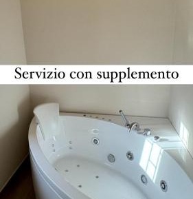 King Room with Spa Bath