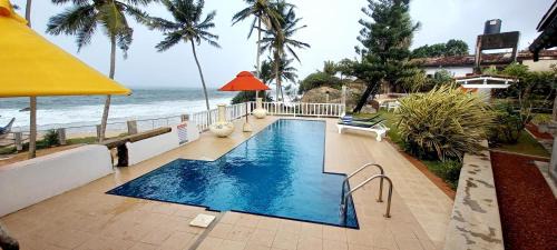 Villa - Beach Front