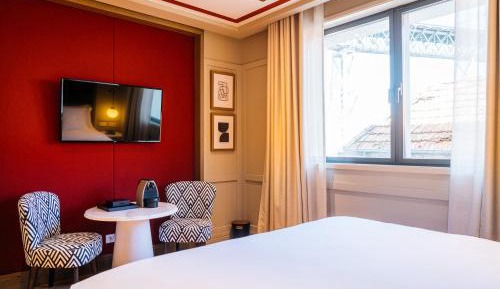 Double or Twin Room with Partial City View