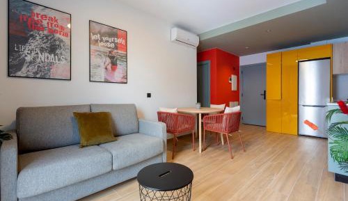 One-Bedroom Apartment