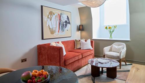 Luxury Loft Open Plan One Bedroom