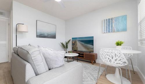One-Bedroom Apartment - Non-Smoking