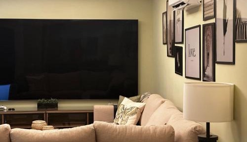 Four-Bedroom Deluxe Apartment
