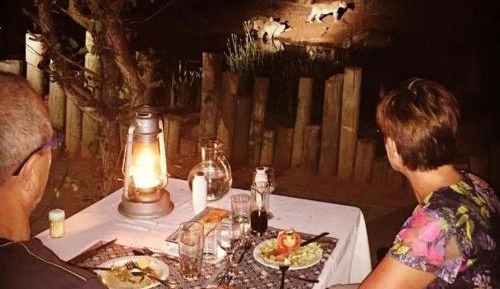 Deluxe Queen Bedroom