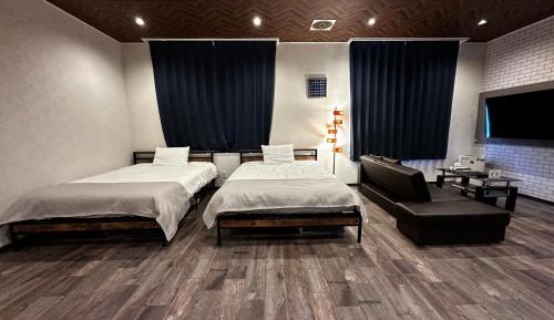 Family Room with Shower Room A