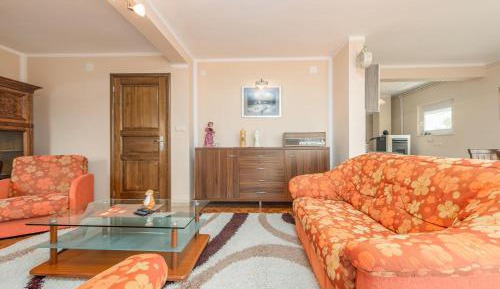 Three-Bedroom Vacation Home 