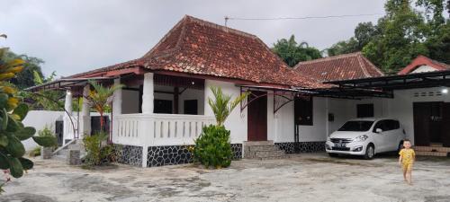 Five-Bedroom House