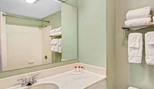 Queen Room with Two Queen Beds - Non-Smoking