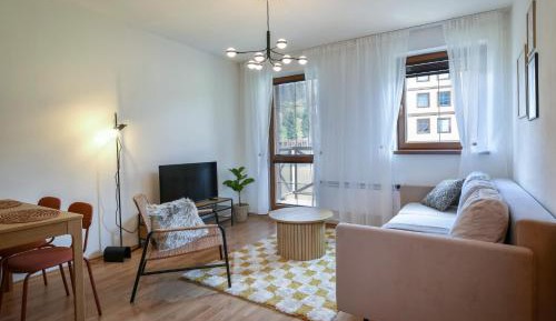 One-Bedroom Apartment with Balcony