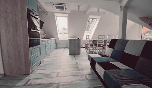 Two-Bedroom Deluxe Apartment with Balcony