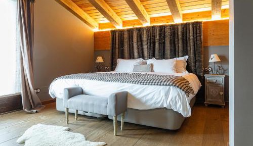 Double Room with Private External Bathroom