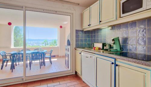 Studio with Sleeping Alcove (6 People) - Sea View